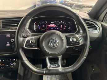 Volkswagen Tiguan 2.0 Tiguan R-Line TDI 4Motion Semi-Auto 4WD 5dr