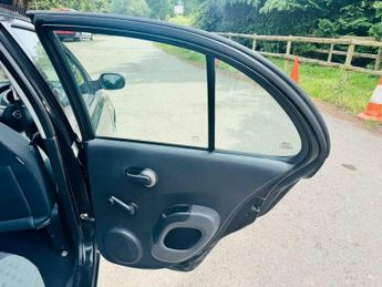 Nissan Micra 1.2 16v S 5dr