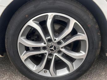 Mercedes-Benz C Class 1.6 C200d Sport Saloon 4dr Diesel G-Tronic+ Euro 6 (s/s) (136 ps