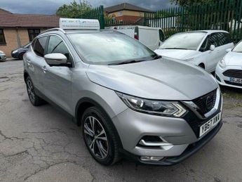 Nissan Qashqai 1.2 DIG-T N-Connecta Euro 6 (s/s) 5dr
