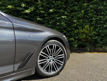 BMW 5 SERIES 520d M SPORT TOURING