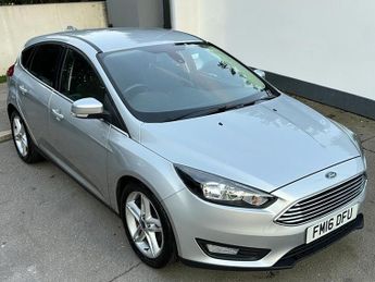 Ford Focus 1.0T EcoBoost Zetec Hatchback 5dr Petrol Manual Euro 6 (s/s) (10