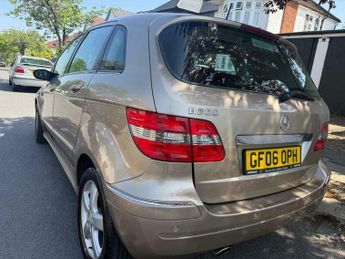 Mercedes-Benz B Class 2.0 B200 SE CVT 5dr