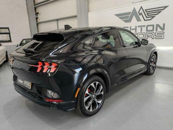 Ford Mustang Standard Range 70kWh AWD 5dr