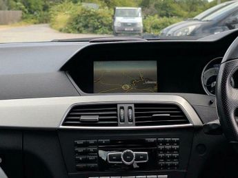 Mercedes-Benz C Class 1.8 C180 BlueEfficiency Sport Edition 125 G-Tronic+ Euro 5 (s/s)