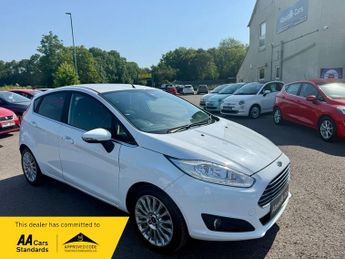 Ford Fiesta TITANIUM £20 TAX+CRUISE+B/TOOTH+3 KEYS