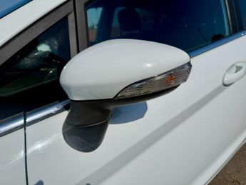Ford Fiesta TITANIUM £20 TAX+CRUISE+B/TOOTH+3 KEYS