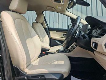BMW 2 SERIES 2.0 220d Luxury Auto xDrive Euro 6 (s/s) 5dr