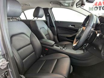 Mercedes-Benz A Class 2.1 A200d Sport (Executive) 7G-DCT Euro 6 (s/s) 5dr