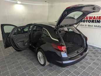 Vauxhall Astra 1.4i Turbo Elite Nav Sports Tourer Auto Euro 6 (s/s) 5dr