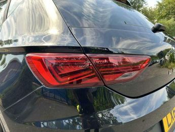 SEAT Leon 2.0 TSI FR DSG Euro 6 (s/s) 5dr