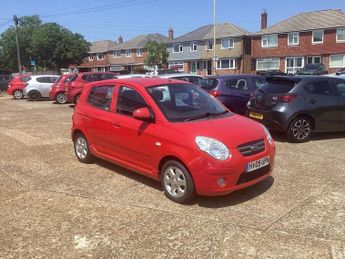 Kia Picanto 1.1 Red Hatchback 5dr Petrol Manual (118 g/km, 64 bhp)