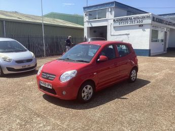 Kia Picanto 1.1 Red Hatchback 5dr Petrol Manual (118 g/km, 64 bhp)