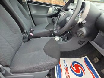Toyota AYGO 1.0 VVT-i Black MultiMode Euro 4 5dr
