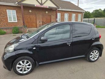 Toyota AYGO 1.0 VVT-i Black MultiMode Euro 4 5dr