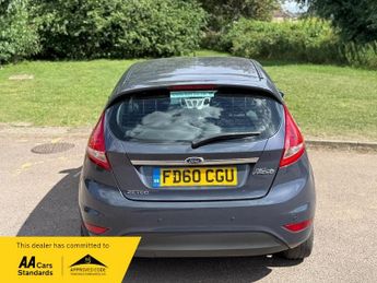 Ford Fiesta 1.4 Zetec Hatchback 5dr Petrol Automatic (154 g/km, 94 bhp)