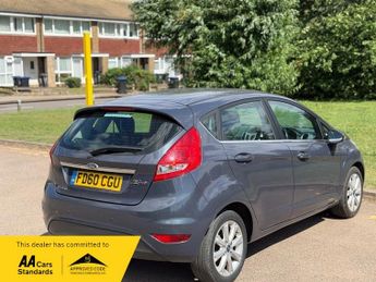 Ford Fiesta 1.4 Zetec Hatchback 5dr Petrol Automatic (154 g/km, 94 bhp)