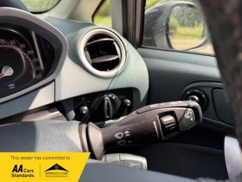 Ford Fiesta 1.4 Zetec Hatchback 5dr Petrol Automatic (154 g/km, 94 bhp)
