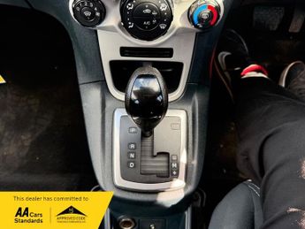 Ford Fiesta 1.4 Zetec Hatchback 5dr Petrol Automatic (154 g/km, 94 bhp)