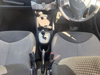 Toyota AYGO VVT-I MODE MM AC