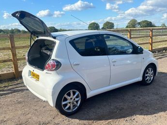 Toyota AYGO VVT-I MODE MM AC