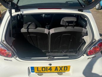 Toyota AYGO VVT-I MODE MM AC