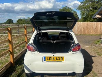 Toyota AYGO VVT-I MODE MM AC