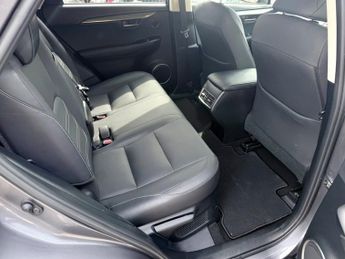 Lexus NX 300H LUXURY
