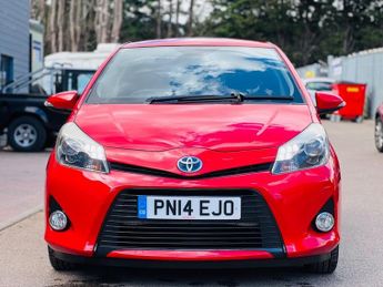 Toyota Yaris 1.5 VVT-h Icon Plus Hatchback 5dr Petrol Hybrid CVT Euro 5 (101 