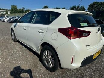 Toyota Auris 1.8 VVT-h Icon CVT Euro 5 (s/s) 5dr