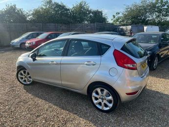 Ford Fiesta 1.4 Zetec 5dr