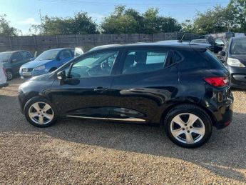 Renault Clio 1.2 16V Dynamique MediaNav Euro 5 5dr