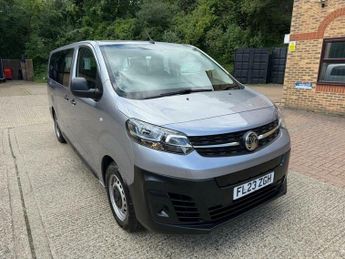 Vauxhall Vivaro 50kWh Combi Auto LWB 5dr (9 Seat, 11kW Charger)