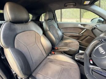 Audi A1 TFSI S LINE BLACK EDITION NAV