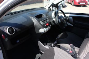 Toyota AYGO VVT-I FIRE