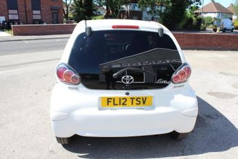 Toyota AYGO VVT-I FIRE
