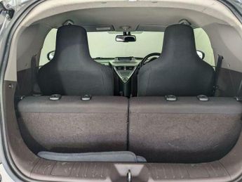 Toyota iQ 1.33 Dual VVT-i 3 Multidrive Euro 4 3dr