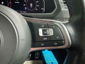 Volkswagen Tiguan 2.0 Tiguan R-Line TDI 4Motion Semi-Auto 4WD 5dr