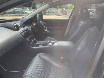 Jaguar XJ D V6 PORTFOLIO L*2 KEYS *MOT DUE 12/04/2027*FREE BREAKDOWN COVER