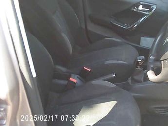 Peugeot 208 ACTIVE