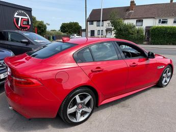 Jaguar XE R-SPORT - AUTO, ONLY 64610 MILES, SERVICE HISTORY, LANE ASSIST, 