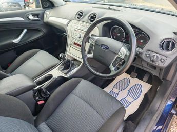 Ford Mondeo ZETEC 145