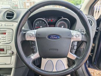 Ford Mondeo ZETEC 145