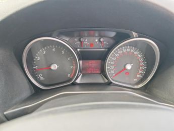 Ford Mondeo ZETEC 145