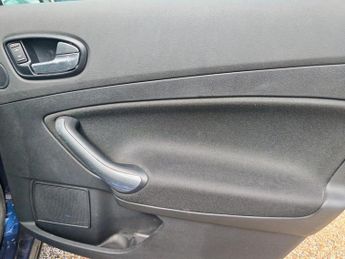 Ford Mondeo ZETEC 145