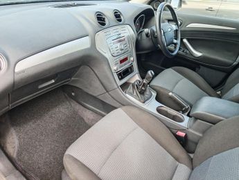 Ford Mondeo ZETEC 145