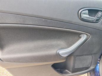 Ford Mondeo ZETEC 145