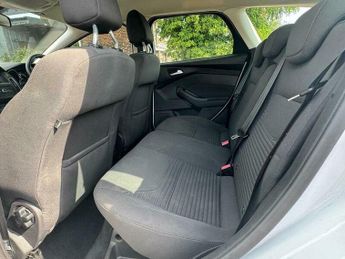 Ford Focus 1.6 Titanium Powershift Euro 6 5dr