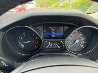 Ford Focus 1.6 Titanium Powershift Euro 6 5dr