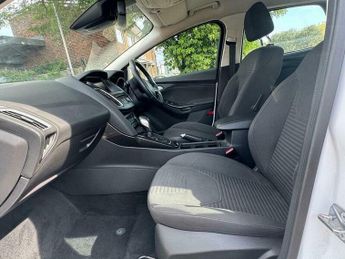 Ford Focus 1.6 Titanium Powershift Euro 6 5dr